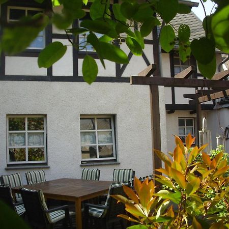 Ferienhaus Haus Am Puetz Wintrich Eksteriør bilde